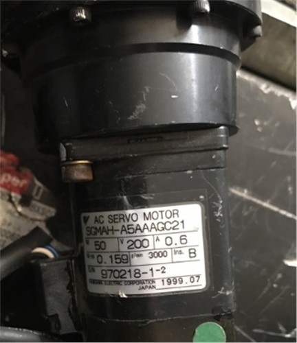 1pc used yaskawa servo motor - used,