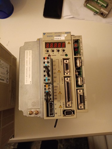 Yaskawa sgdh 15de 400v - yaskawa,